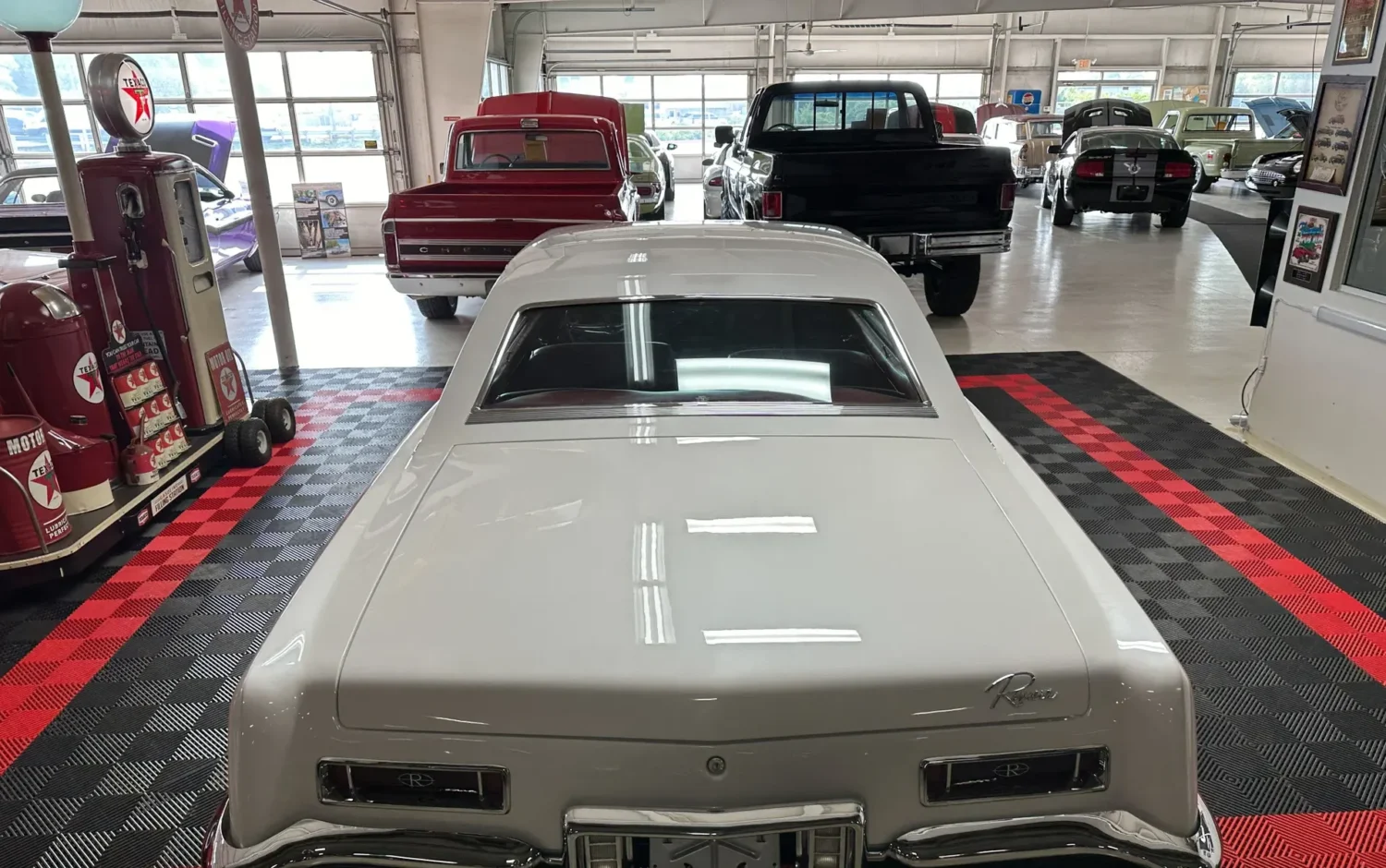 1964-buick-riviera (41)