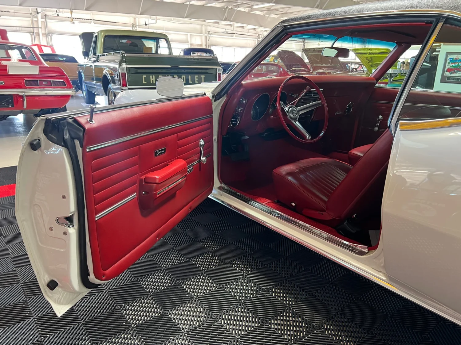 1968-chevrolet-camaro (35)